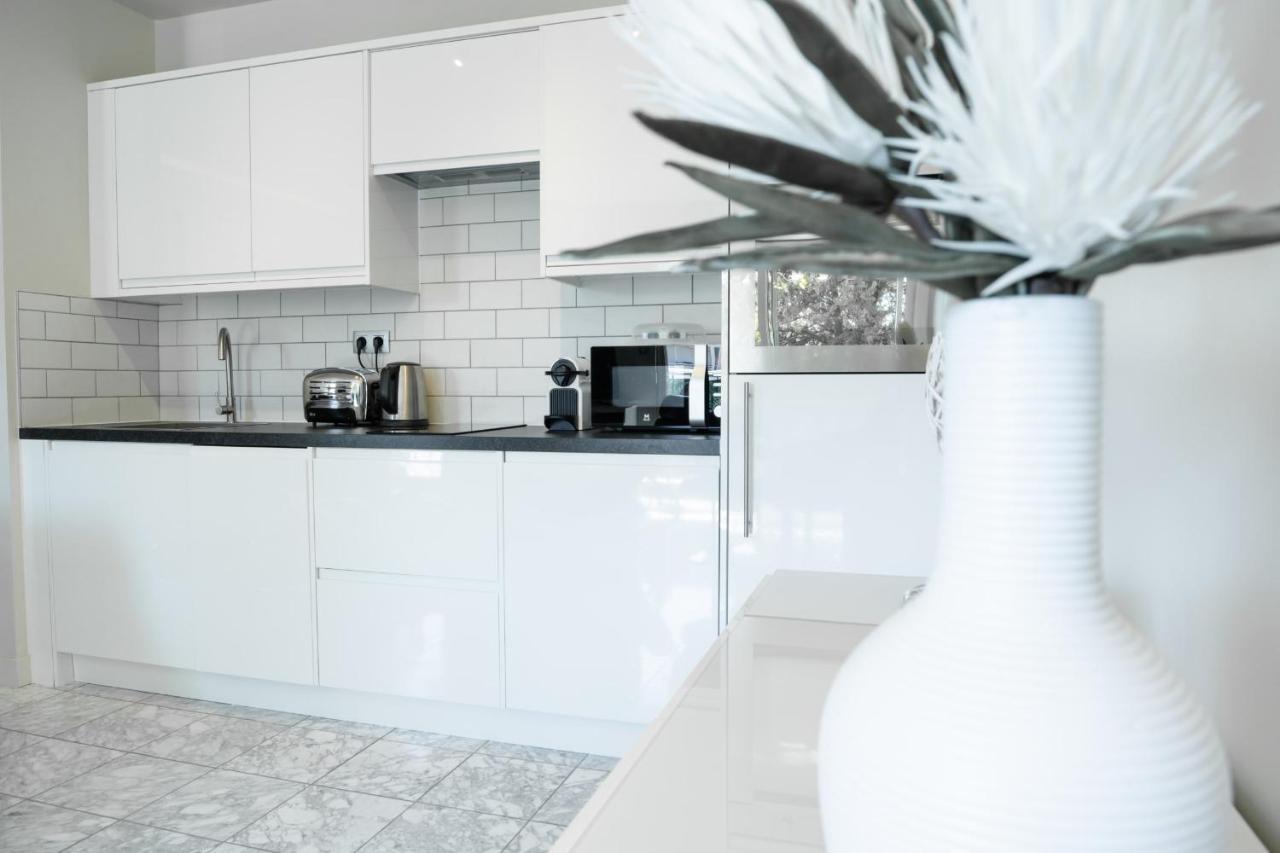 2-Bedroom Apartment Pointe Croisette Peaceful Walk To The Beach Cannes Bagian luar foto