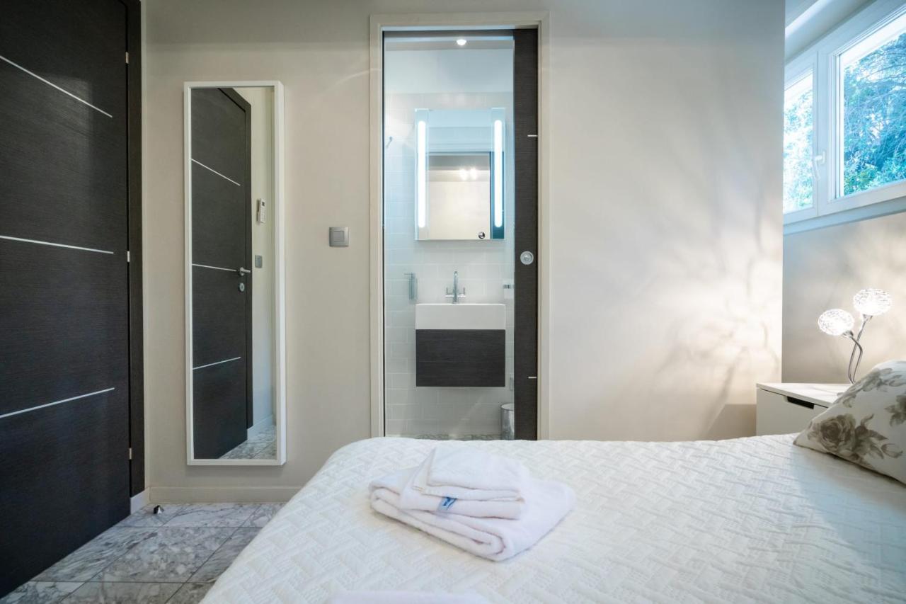 2-Bedroom Apartment Pointe Croisette Peaceful Walk To The Beach Cannes Bagian luar foto